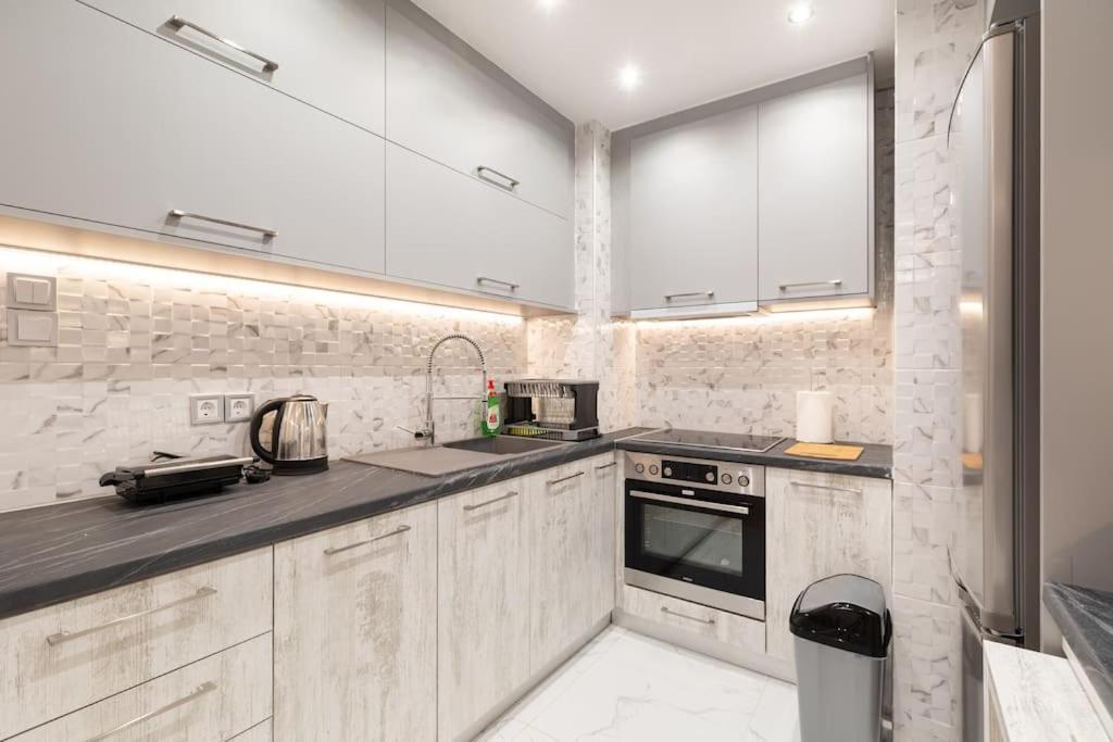 Comfy Flat Near Edem Beach By Atheniankeys Bagian luar foto